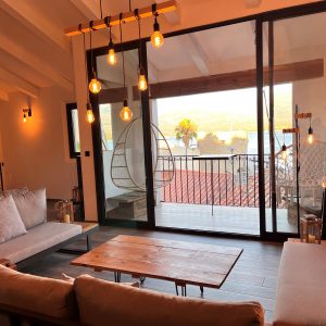 Salon , Salle à manger , appartement vue mer Calvi à vendre